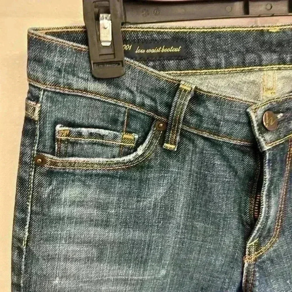 Citizens of Humanity Jeans. Woman's 27 bootcut - Picture 3 of 13
